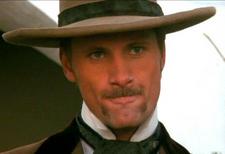 Viggo Mortensen gondolkozik